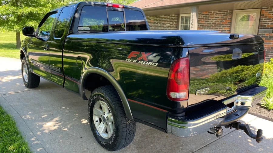 2002 Ford F-150 10th Gen - Image 3 of 19