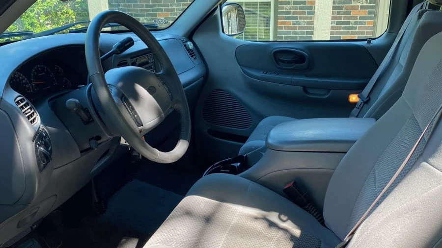 2002 Ford F-150 10th Gen - Image 4 of 19
