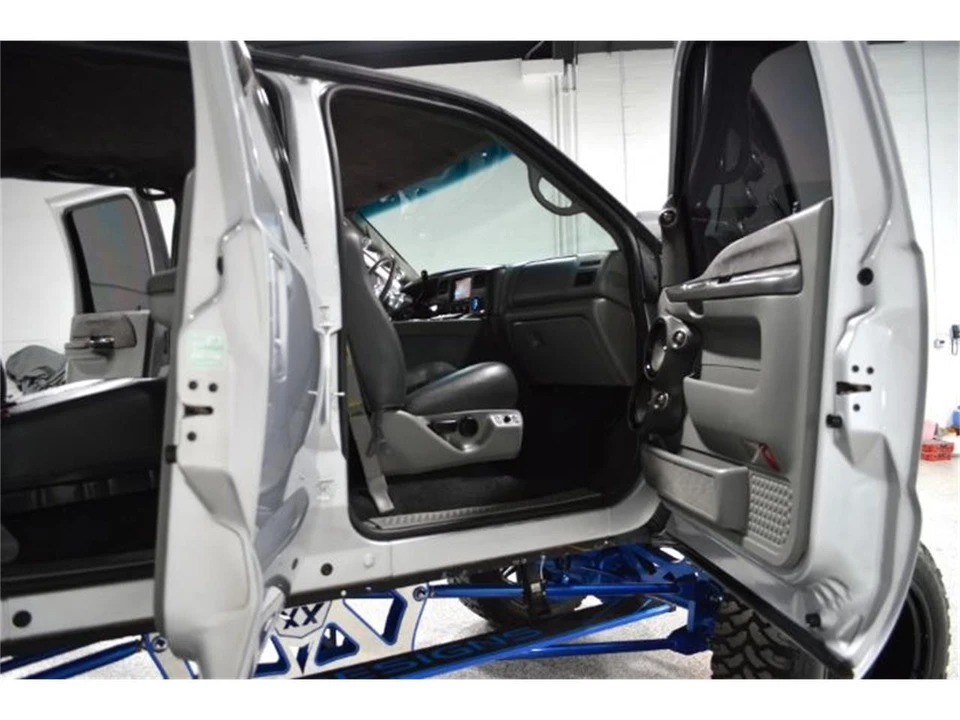 2002 Ford Super Duty 1st Gen - Image 14 of 16