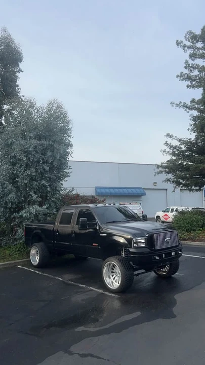 2002 Ford Super Duty 1st Gen - Image 10 of 13