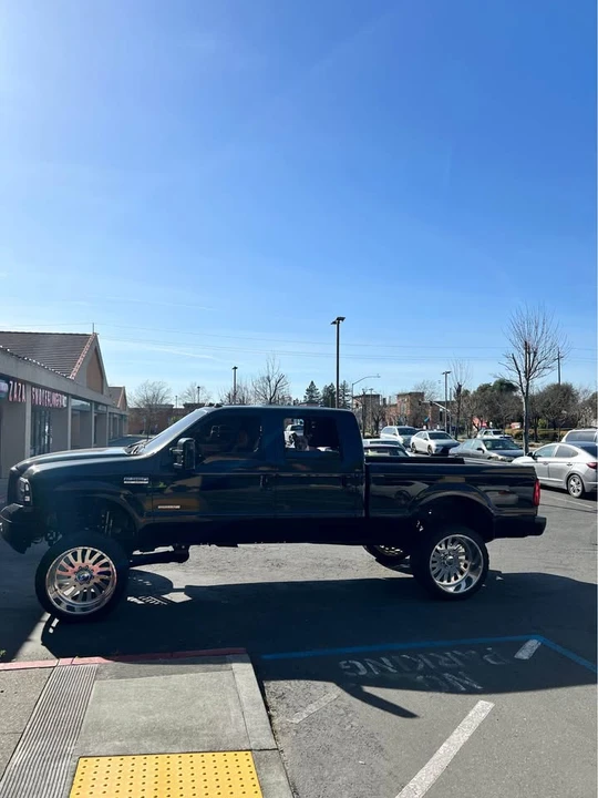 2002 Ford Super Duty 1st Gen - Image 8 of 13