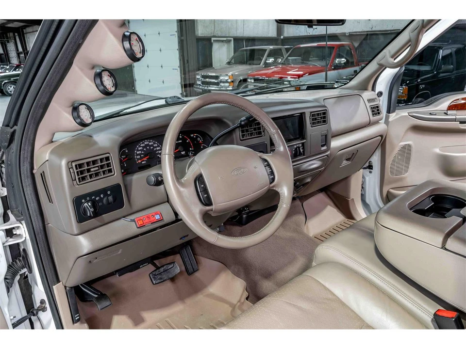 2002 Ford Super Duty 1st Gen - Image 14 of 25