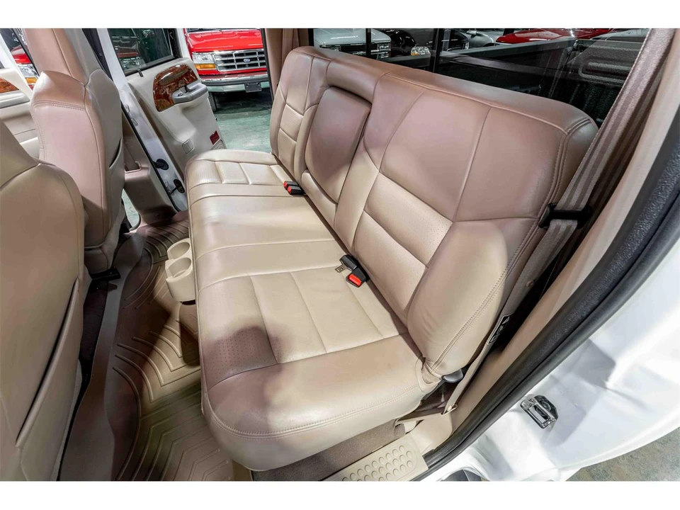 2002 Ford Super Duty 1st Gen - Image 19 of 25