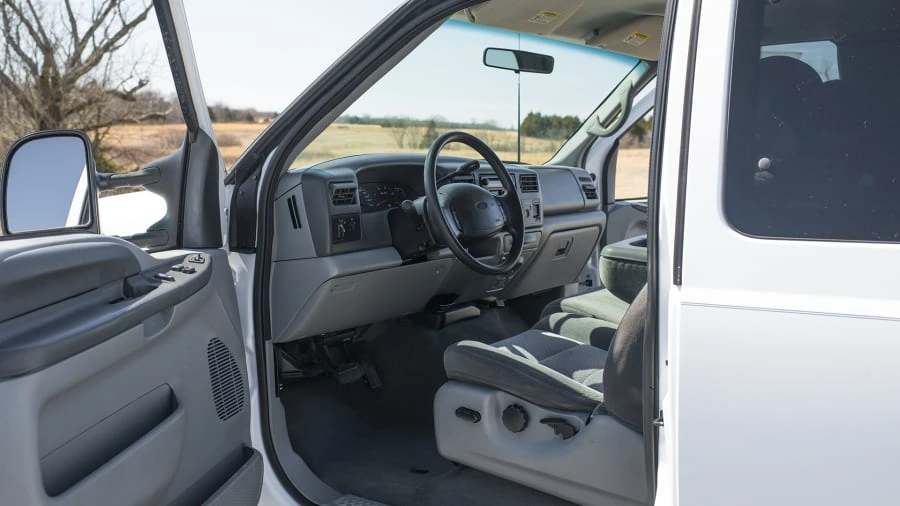 2002 Ford Super Duty 1st Gen - Image 4 of 12