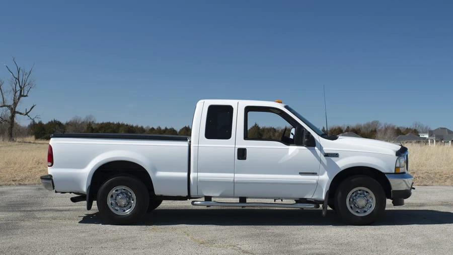 2002 Ford Super Duty 1st Gen - Image 11 of 12