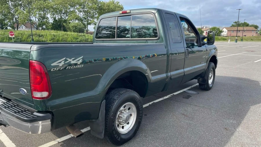 2002 Ford Super Duty 1st Gen - Image 15 of 26