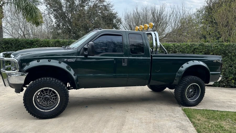 2002 Ford Super Duty 1st Gen - Image 2 of 7