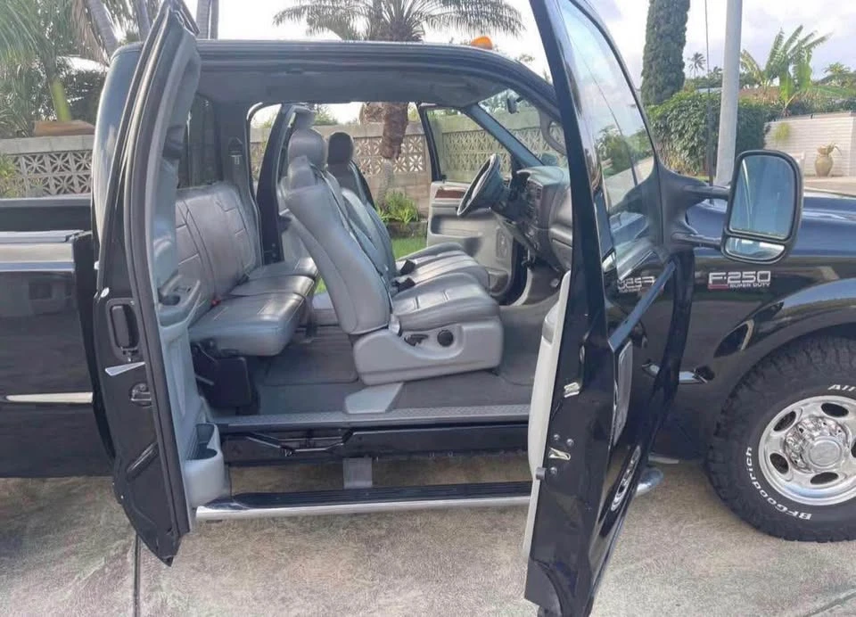 2002 Ford Super Duty 1st Gen - Image 3 of 13