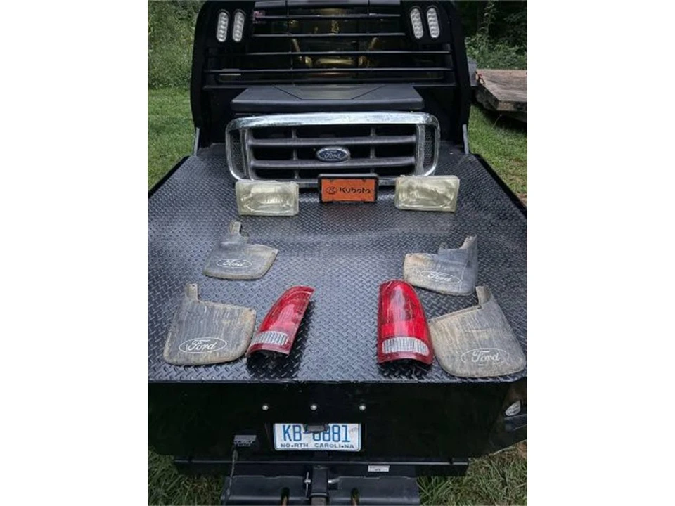 2002 Ford Super Duty 1st Gen - Image 2 of 14