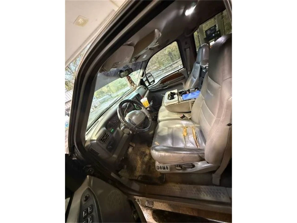 2002 Ford Super Duty 1st Gen - Image 3 of 14
