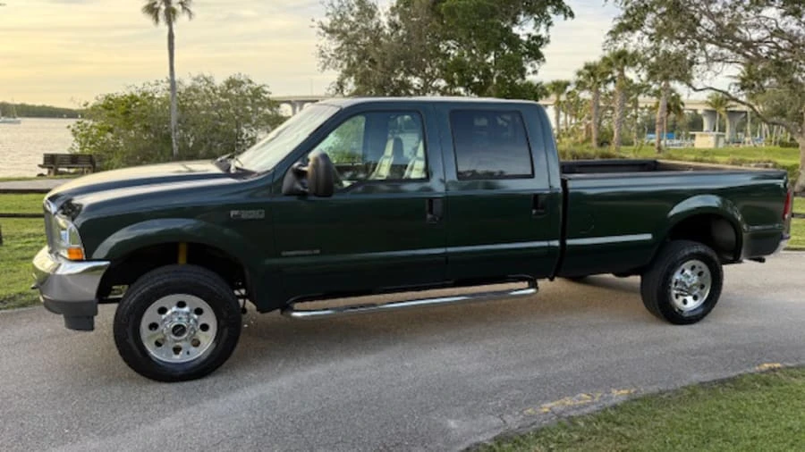 2002 Ford Super Duty 1st Gen - Image 2 of 17