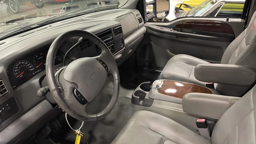 2002 Ford Super Duty 1st Gen - Image 3 of 4