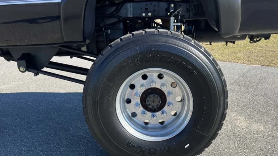 2002 Ford Super Duty 1st Gen - Image 5 of 13