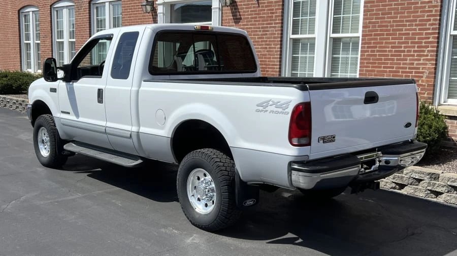 2002 Ford Super Duty 1st Gen - Image 3 of 9