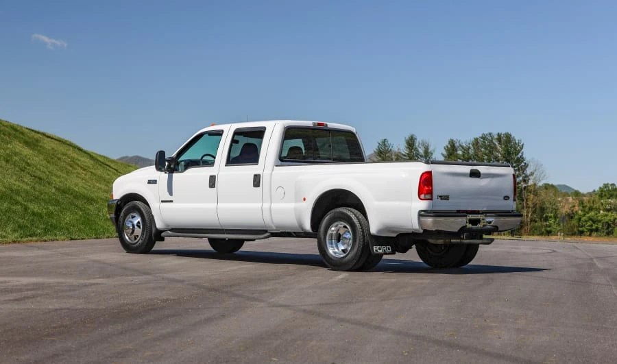 2002 Ford Super Duty 1st Gen - Image 9 of 27