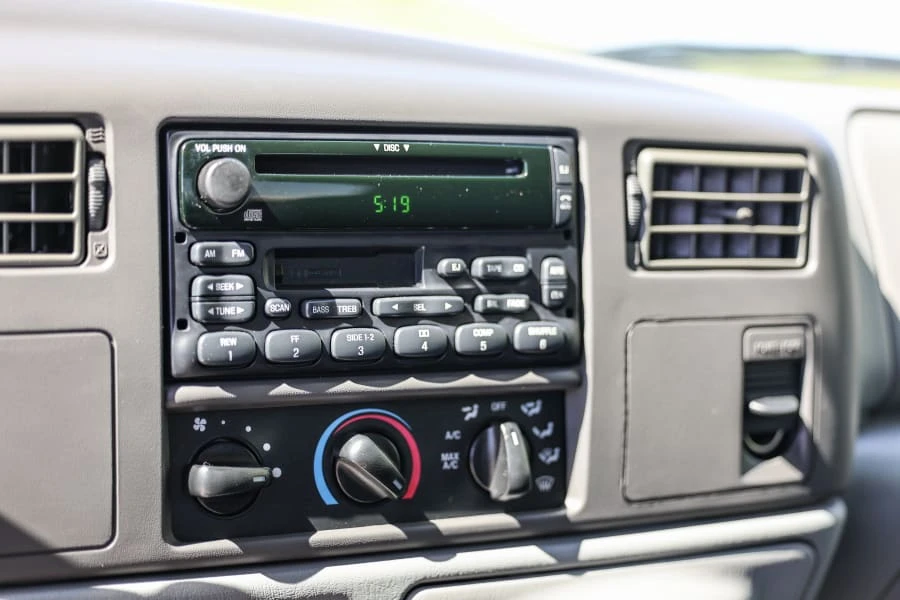 2002 Ford Super Duty 1st Gen - Image 21 of 27