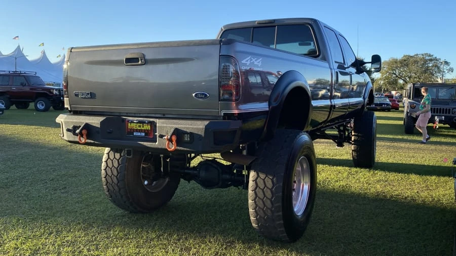 2002 Ford Super Duty 1st Gen - Image 2 of 5