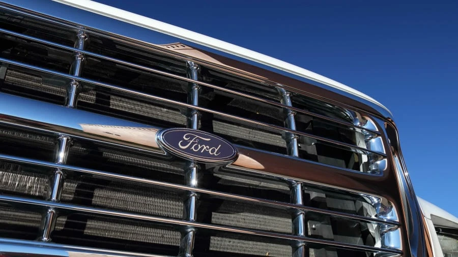 2002 Ford Super Duty 1st Gen - Image 10 of 31