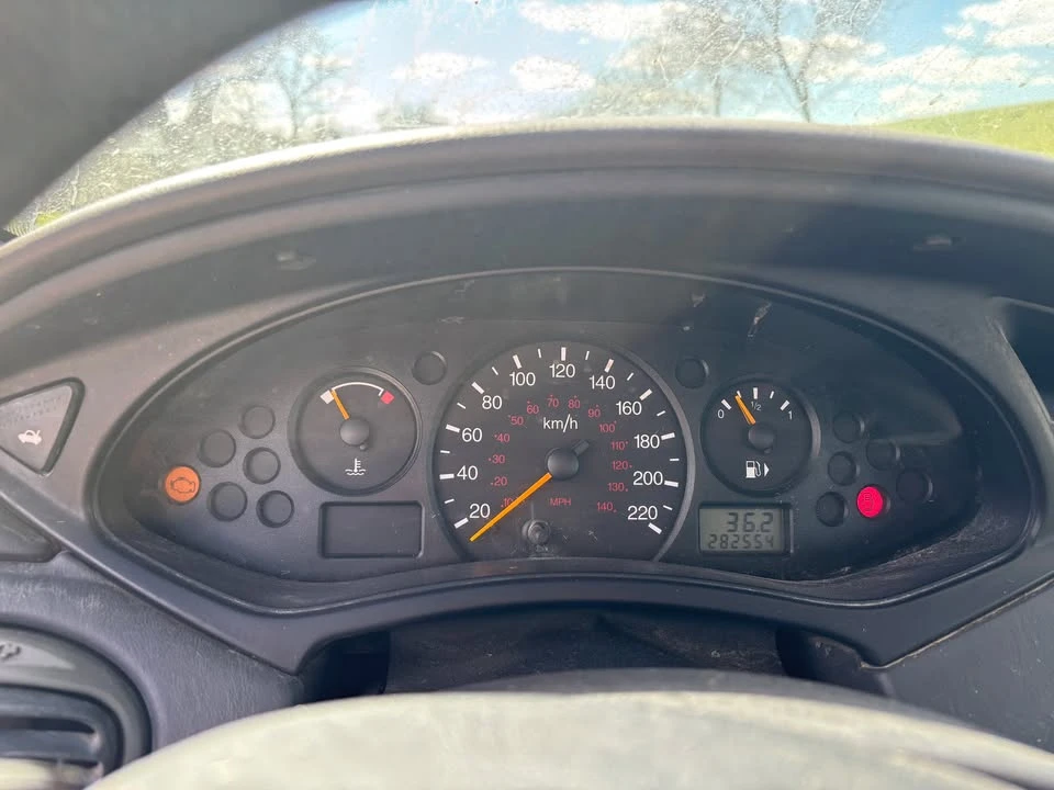 2002 Ford Focus 1st Gen - Image 8 of 12