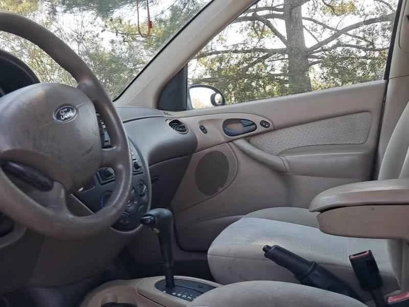2002 Ford Focus 1st Gen - Image 2 of 10