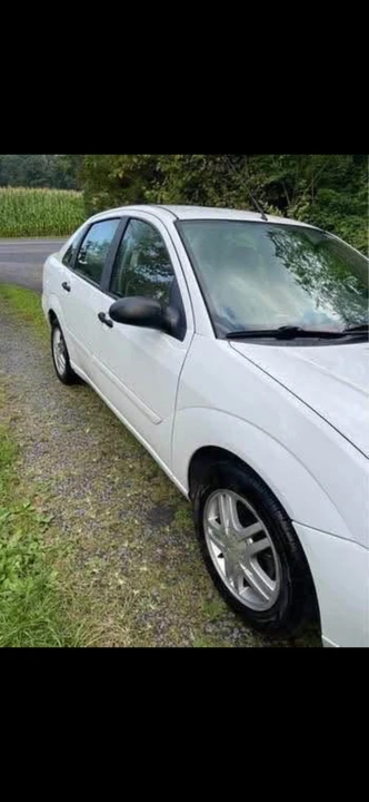 2002 Ford Focus 1st Gen - Image 16 of 21