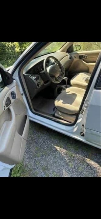 2002 Ford Focus 1st Gen - Image 6 of 21