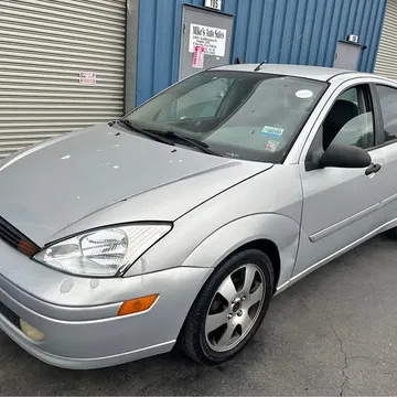 2002 Ford Focus SE Sedan 4D