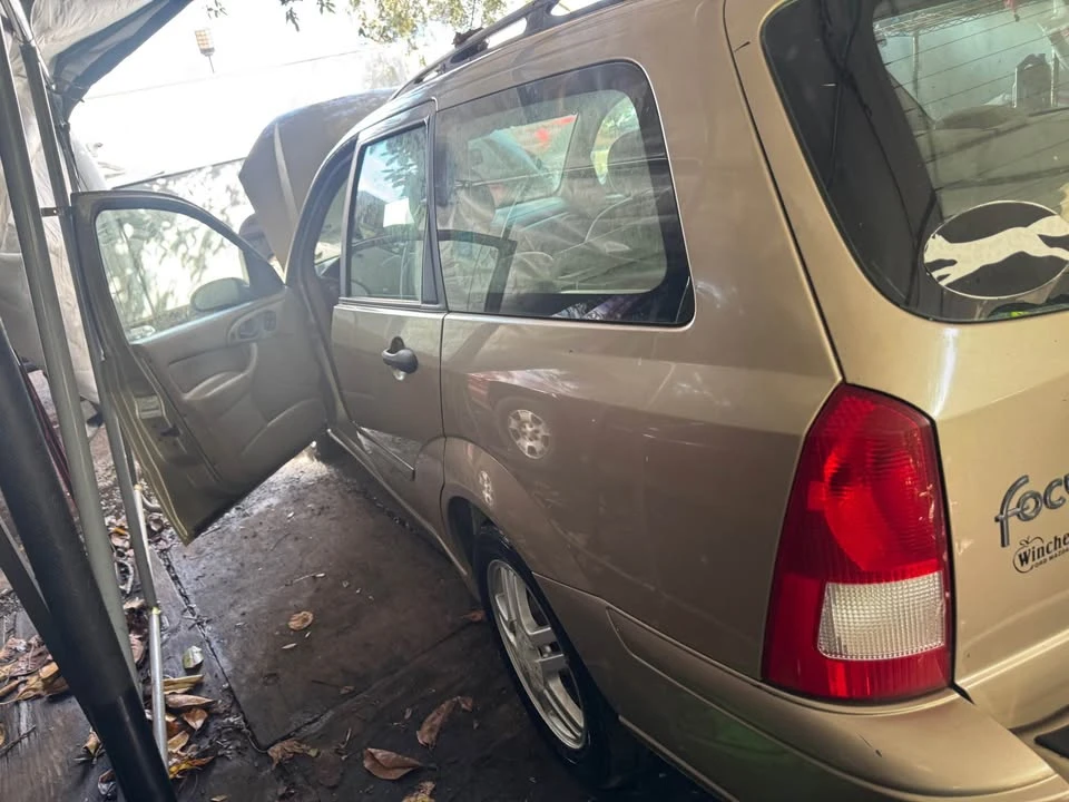 2002 Ford Focus 1st Gen - Image 5 of 8