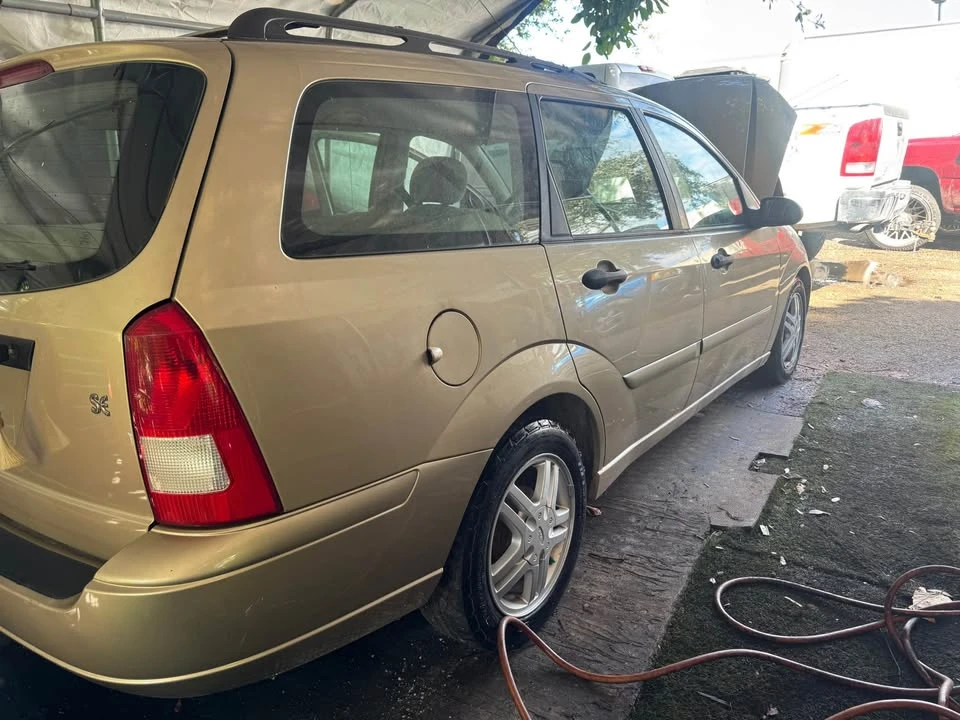 2002 Ford Focus 1st Gen - Image 6 of 8
