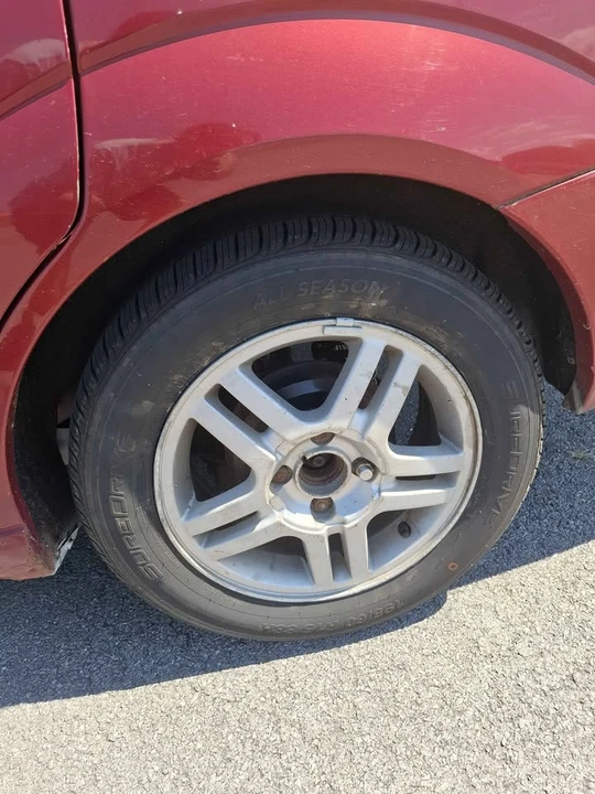 2002 Ford Focus 1st Gen - Image 7 of 10