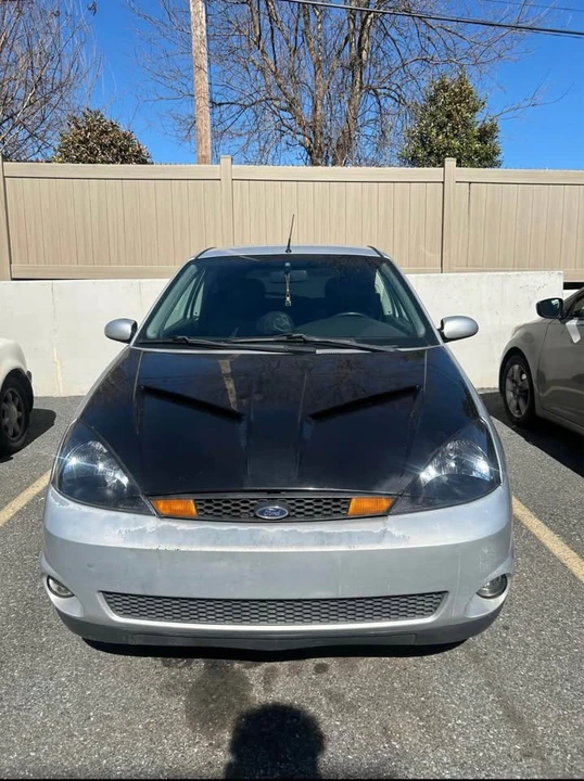 2002 Ford Focus 1st Gen - Image 11 of 13