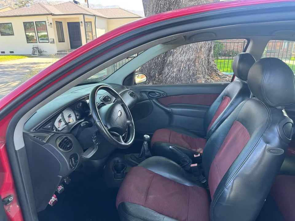 2002 Ford Focus 1st Gen - Image 9 of 10
