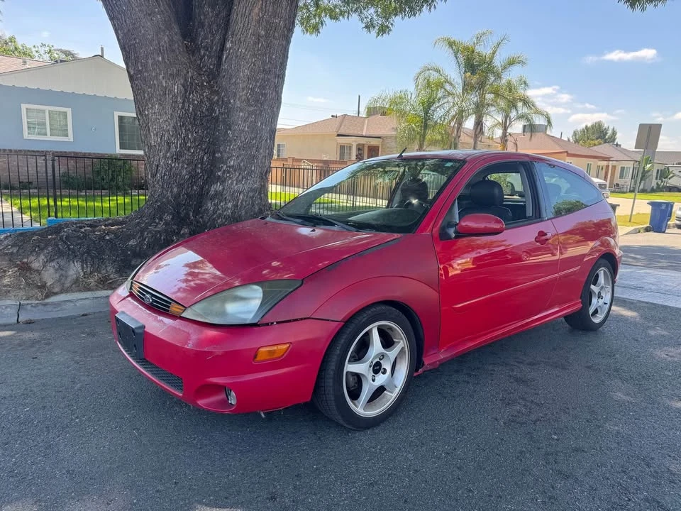 2002 Ford Focus 1st Gen - Image 2 of 10