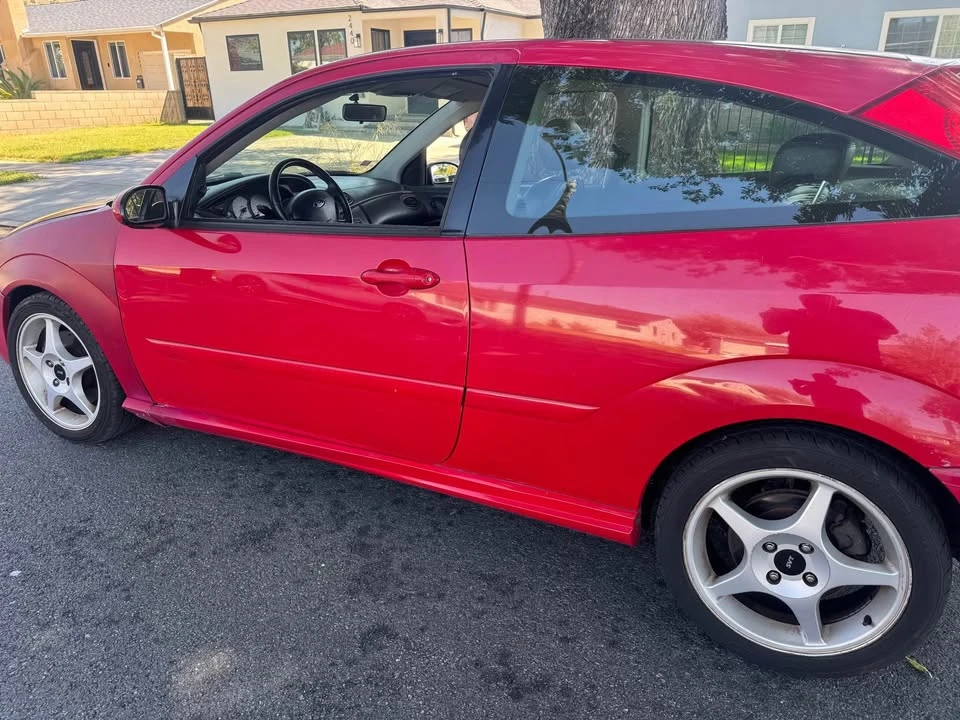 2002 Ford Focus 1st Gen - Image 5 of 10