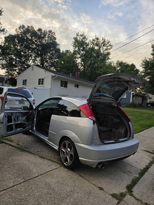 2002 Ford Focus 1st Gen - Image 4 of 12