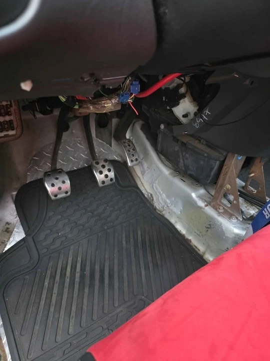 2002 Ford Focus 1st Gen - Image 7 of 12