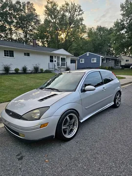 2002 Ford Focus SVT Hatchback 2D