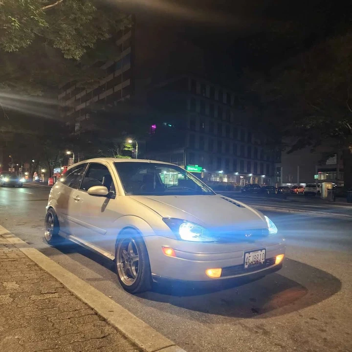 2002 Ford Focus 1st Gen - Image 10 of 12