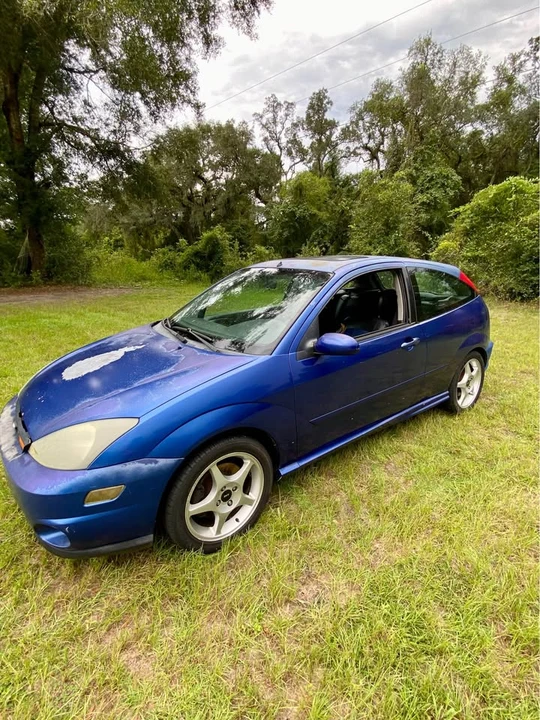 2002 Ford Focus 1st Gen - Image 2 of 12