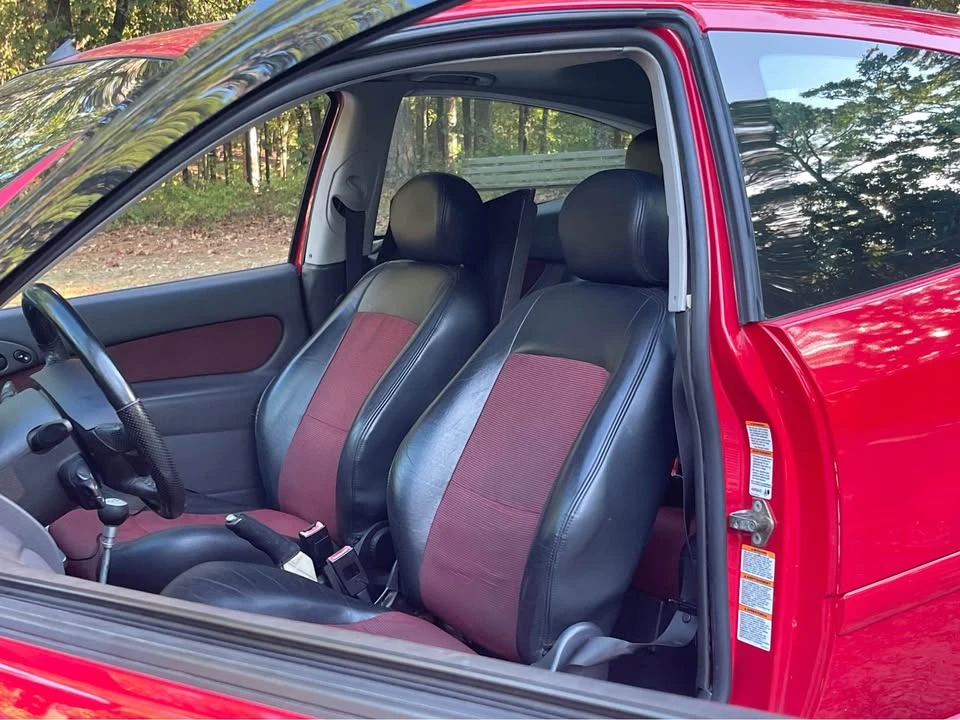 2002 Ford Focus 1st Gen - Image 11 of 16