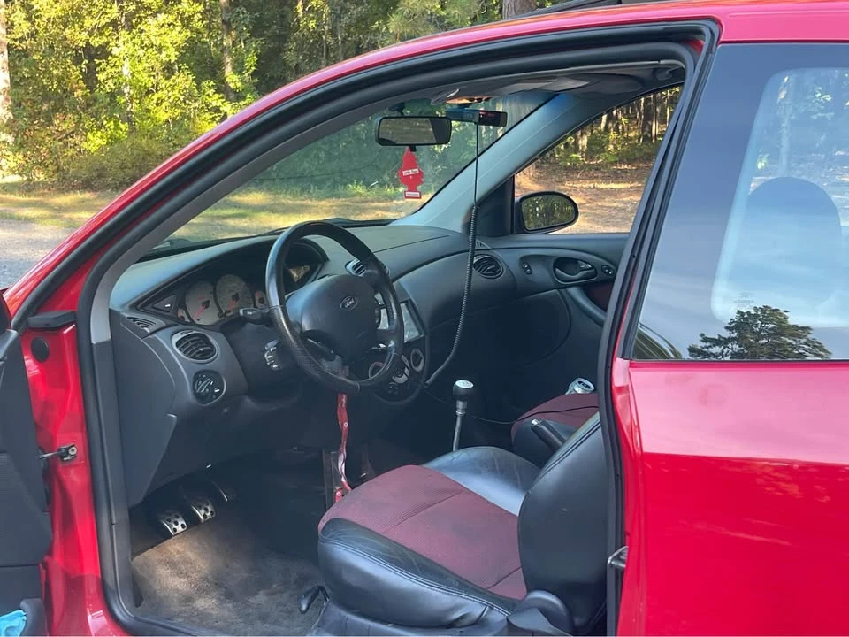 2002 Ford Focus 1st Gen - Image 10 of 16