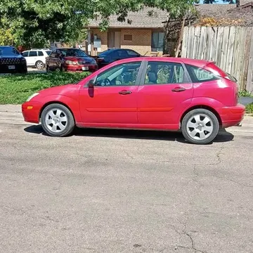 2002 Ford Focus ZX5 Hatchback 4D
