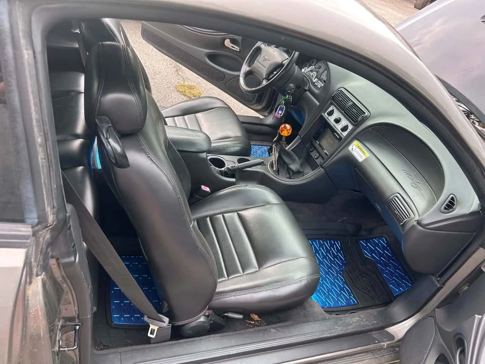 2002 Ford GT - Image 9 of 11