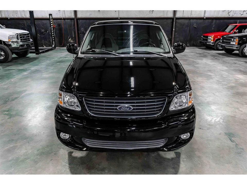 2002 Ford F-150 SVT Lightning 10th Gen - Image 8 of 21