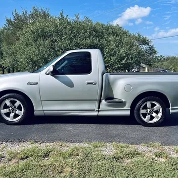 2002 Ford F-150 SVT Lightning