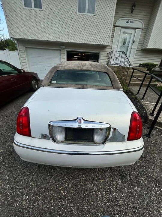 2002 Ford Crown Victoria - Image 5 of 6