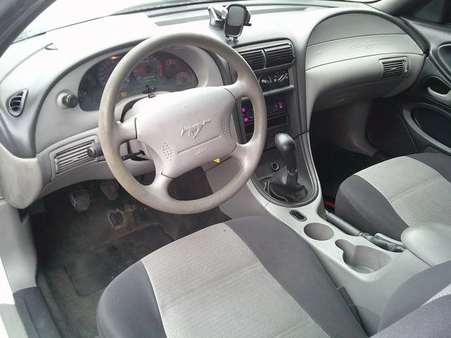 2002 Ford SN95 Mustang - Image 5 of 10