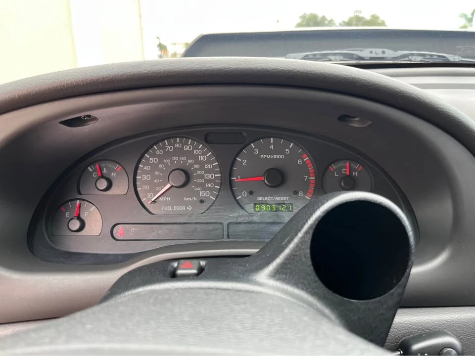 2002 Ford SN95 Mustang - Image 15 of 18