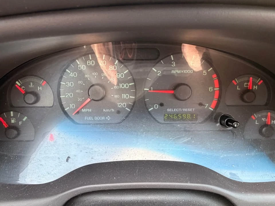 2002 Ford SN95 Mustang - Image 8 of 9