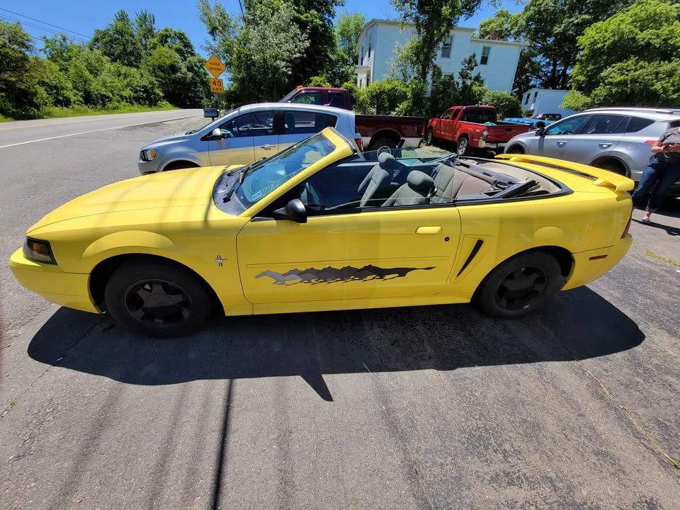 2002 Ford SN95 Mustang - Image 2 of 4